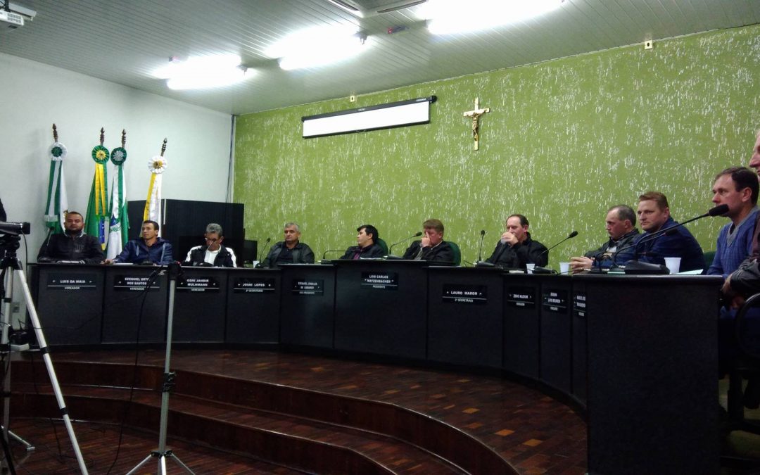 Câmara Municipal julga as contas de ex-Prefeito referentea ao ano de 2013